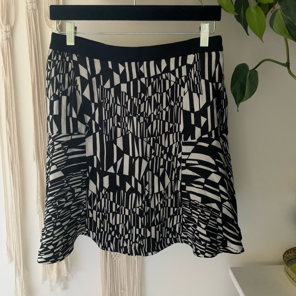 Sandro paris black and white mini skirt